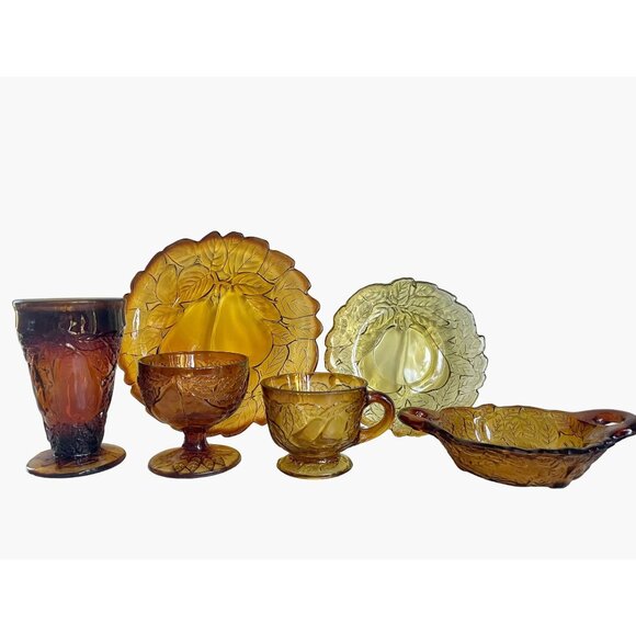 Vintage 70s Tiara Glass Dark Amber Burnt Honey Sweet Pear Bowls Dishes set of 4 - Picture 8 of 9